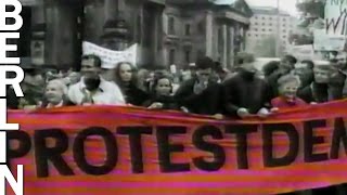 4 November 1989 Alexanderplatz  Demonstration kurz vor dem Mauerfall [upl. by Enaamuj]