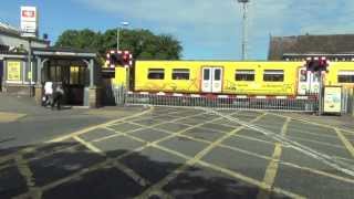 Birkdale Level Crossing [upl. by Donahoe]